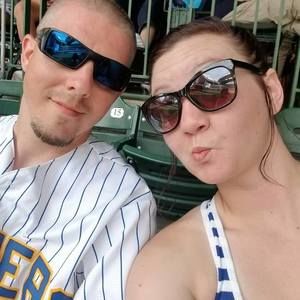 Meet your Posher, Mackenzie